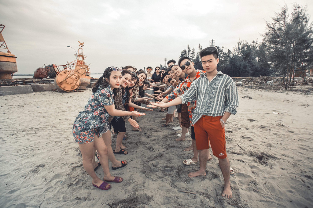 Ảnh kỷ yếu Mình cưới nhau đi của teen Nghệ An